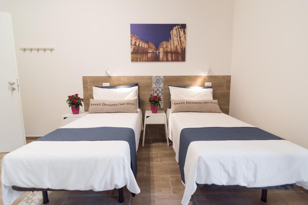 Raudino Rooms Szirakúza Kültér fotó
